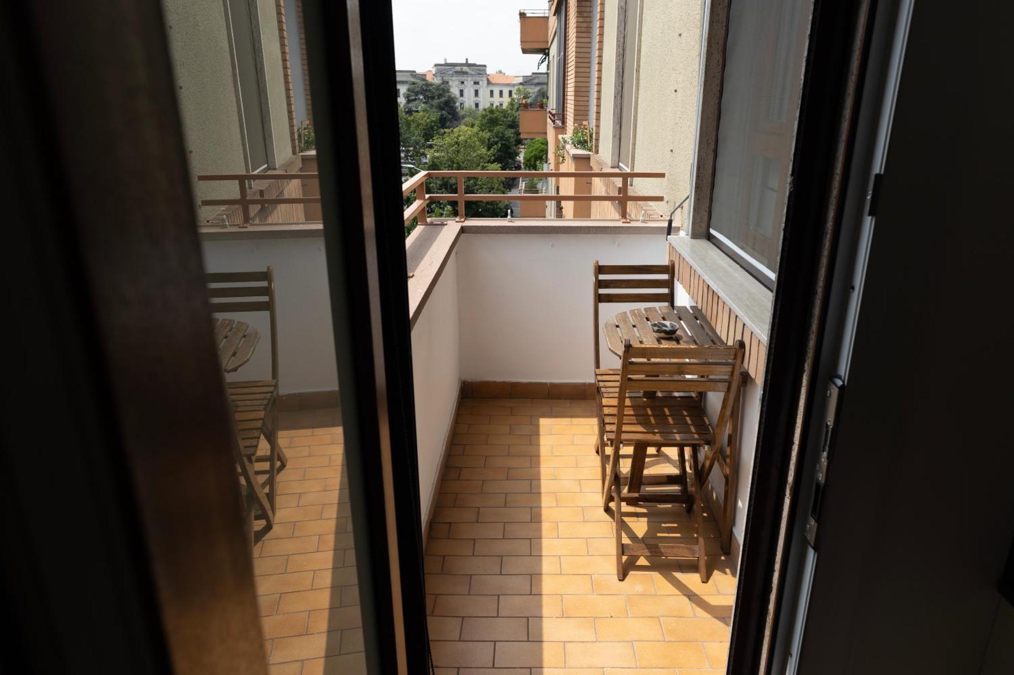 ミラノElegante Bilocale In De Angeli - Piazzale Sienaアパートメント エクステリア 写真